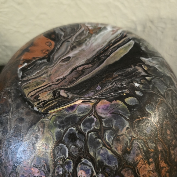 HANDCRAFTED Upcycled Glass Artwork HANDPAINTED Tabletop ART Decor Round Vase - Picture 8 of 17